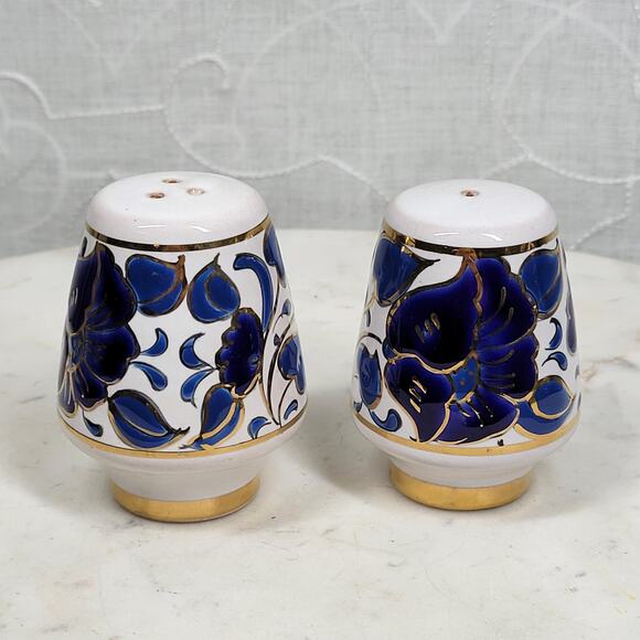 VTG Signed Salt & Pepper Shakers 3" Blue Floral Porcelain Gold Trim Hand Painted - Picture 9 of 14